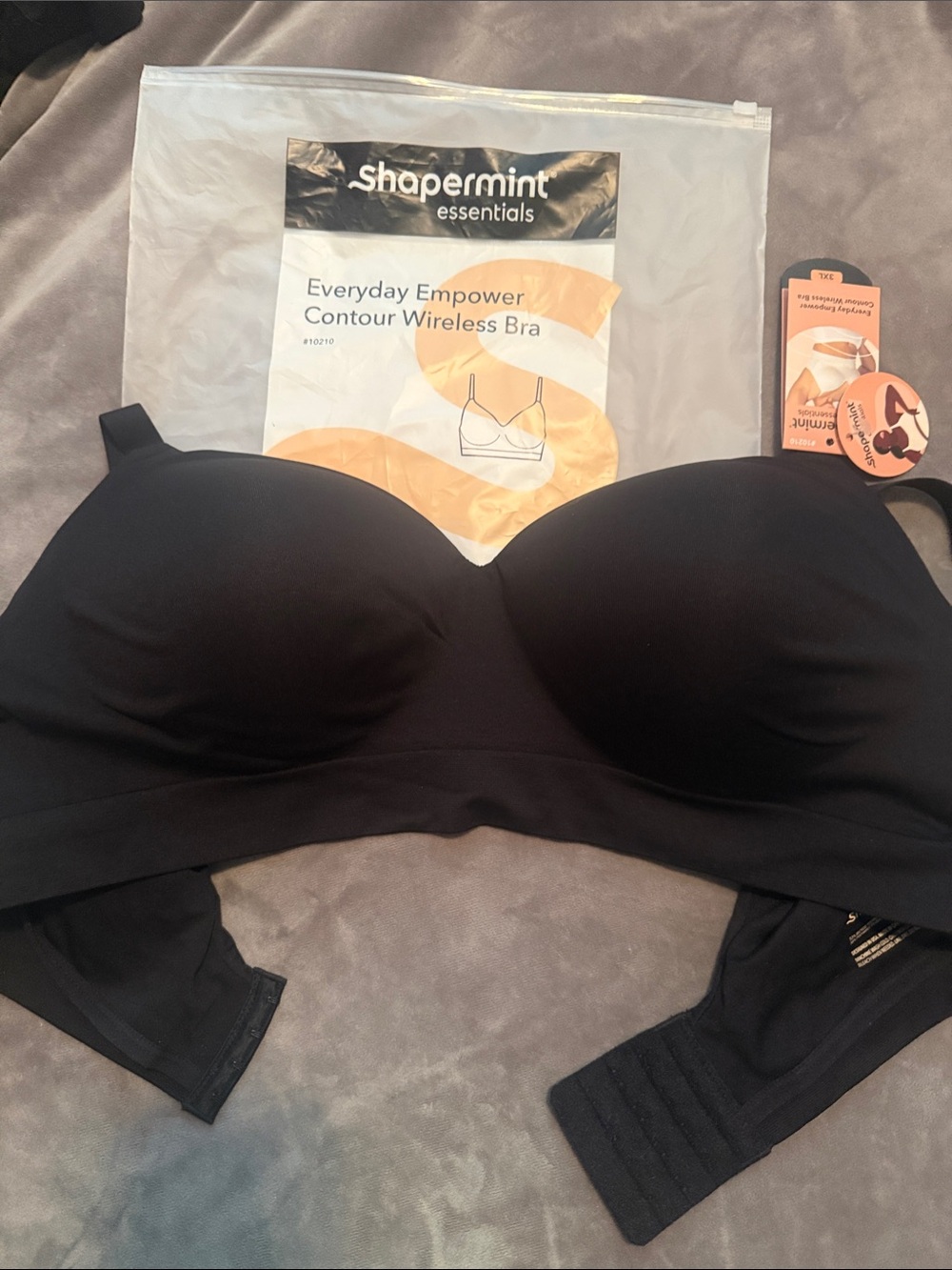 Shapermint Everyday Empower Contour Wireless Bra - Black